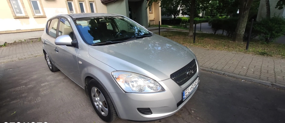 Kia Ceed cena 15500 przebieg: 158800, rok produkcji 2008 z Łódź małe 106